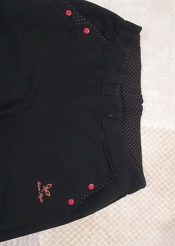 Kadınlar İçin Siyah Bol Kesim Düğmeli Pantolon - Görsel 2