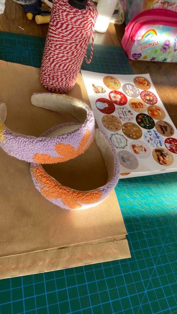 Renkli punch taç - Görsel 2