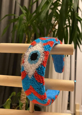 Nazar boncuğu desenli punch taç - Görsel 2