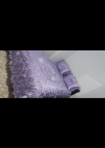 Mor Nakışlı Parlak Yatak Örtüsü - Görsel 8