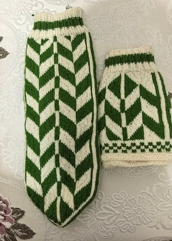 Yeşil Desenli çorap ve Eldiveni Seti - Görsel 3