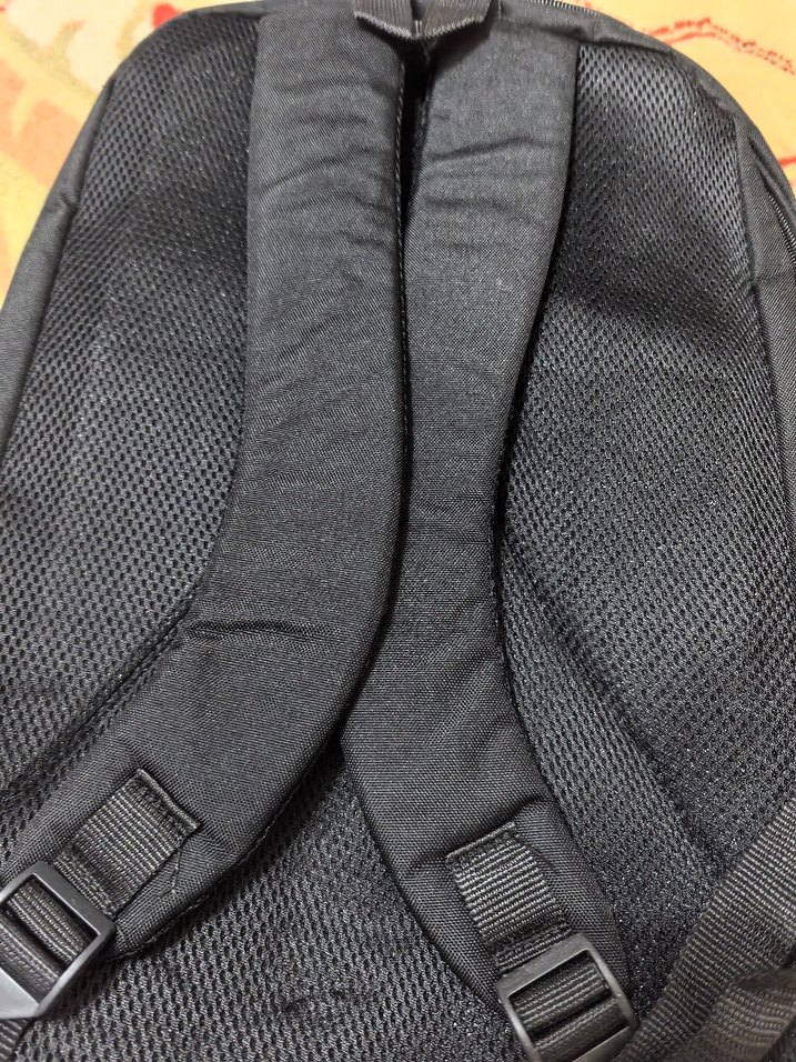 Gri Fermuarlı Erkek Sırt Çantası - Görsel 3