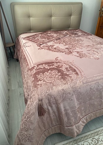 Karaca Yatak Örtüsü 3 parça - Görsel 3