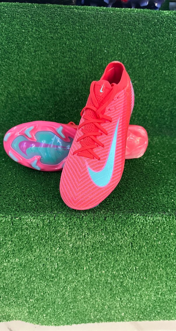 Renkli Bağcıklı Erkek Futbol Ayakkabısı - Görsel 2