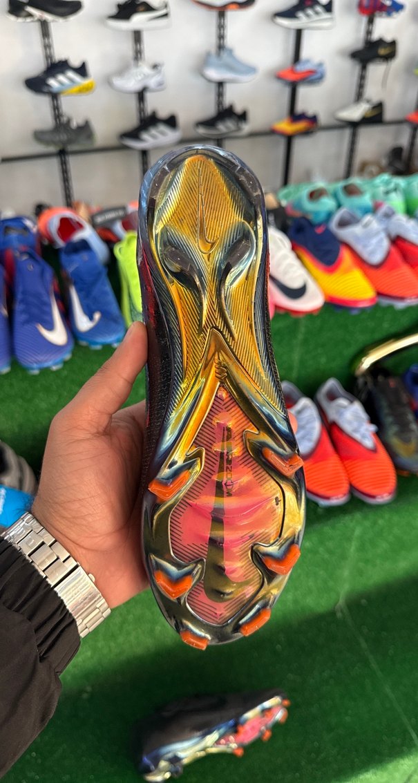 Siyah Bağcıklı Erkek Futbol Ayakkabısı - Görsel 3