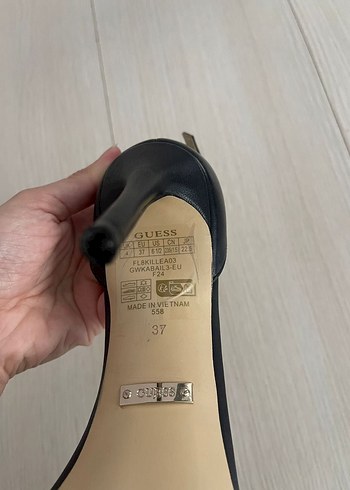 Guess Siyah Kemerli Stiletto Topuklu Ayakkabı - Görsel 4