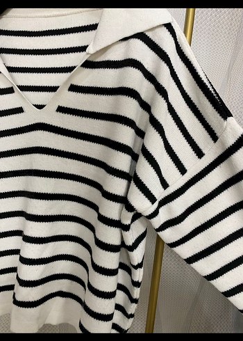 V Yaka Çizgili Midi Triko Kadın Kazak - Görsel 4