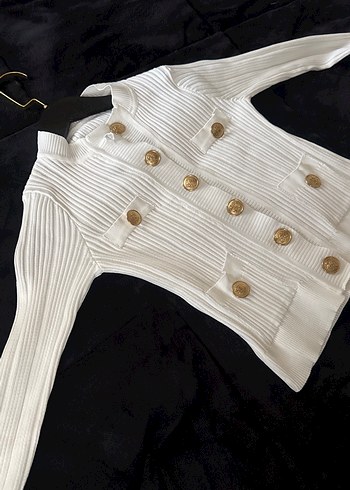 Düğmeli Beyaz Kadın Hırka - Görsel 2