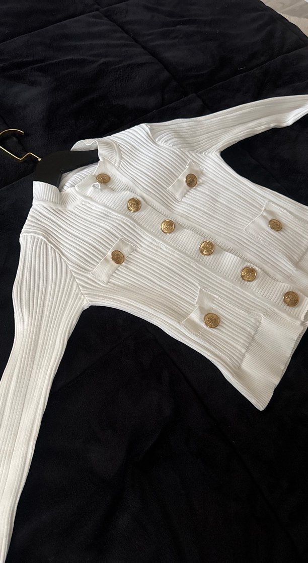 Düğmeli Beyaz Kadın Hırka - Görsel 2