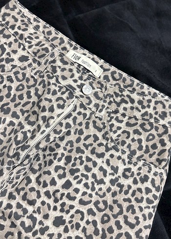 Leopar Desenli Kadın Mini Etek - Görsel 2