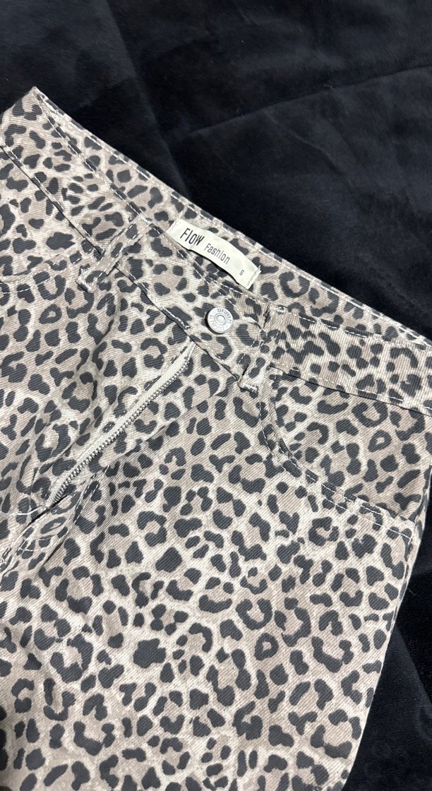 Leopar Desenli Kadın Mini Etek - Görsel 2