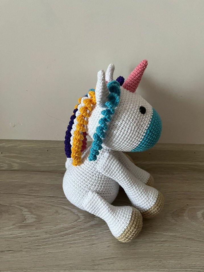 Amigurumi Renkli Örgü Unicorn Oyuncak - Görsel 3