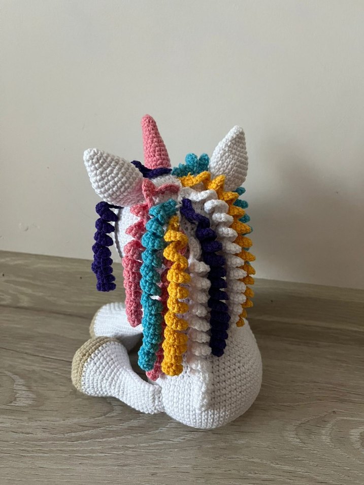 Amigurumi Renkli Örgü Unicorn Oyuncak - Görsel 4