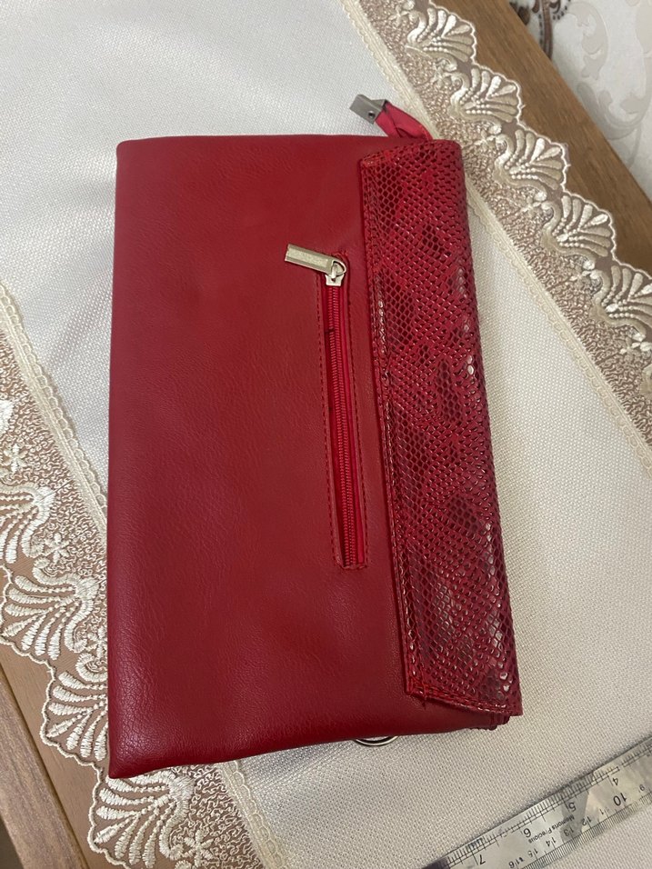 Kırmızı Yılan Derisi Desenli Deri Kadın Portföy Çanta - Görsel 3