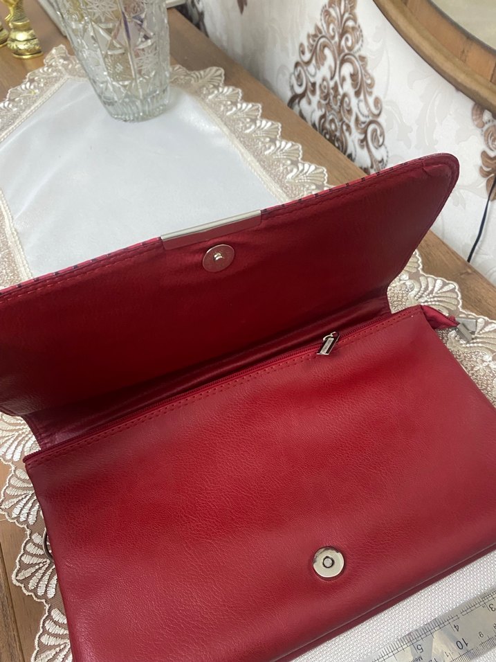 Kırmızı Yılan Derisi Desenli Deri Kadın Portföy Çanta - Görsel 4