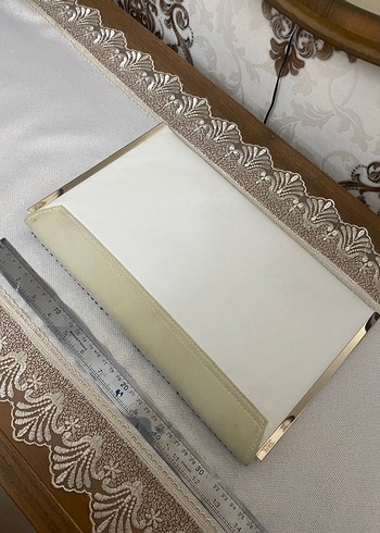 Beyaz Deri Boncuklu 30 cm. Kadın Portföy Çanta - Görsel 7