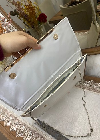 Beyaz Deri Boncuklu 30 cm. Kadın Portföy Çanta - Görsel 5