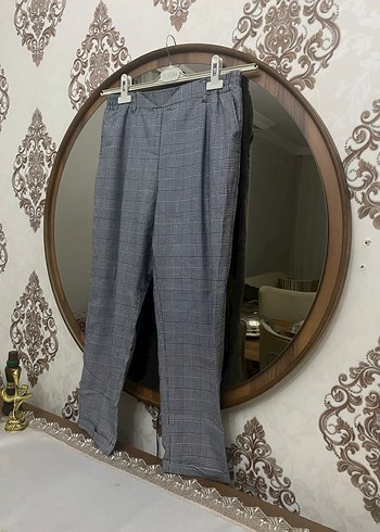 Gri Ekoseli Piliseli Kadın Kumaş Pantolon - Görsel 4