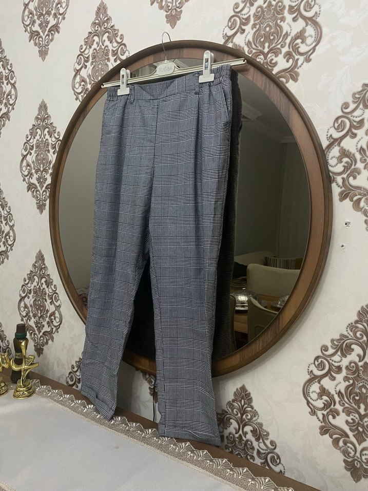 Gri Ekoseli Piliseli Kadın Kumaş Pantolon - Görsel 4