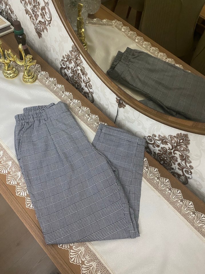 Gri Ekoseli Piliseli Kadın Kumaş Pantolon - Görsel 2