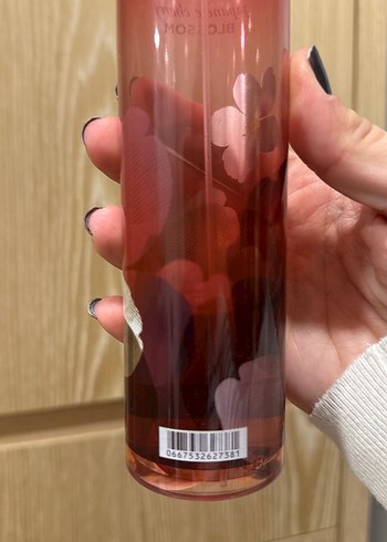 Bath & Body worksün Blossom Japanese Cherry vücut spreyi 236ml - Görsel 3