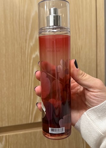 Bath & Body worksün Blossom Japanese Cherry vücut spreyi 236ml - Görsel 2