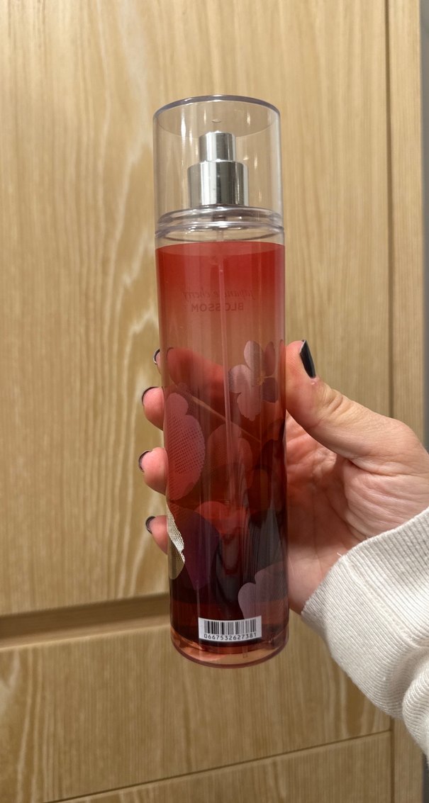 Bath & Body worksün Blossom Japanese Cherry vücut spreyi 236ml - Görsel 2