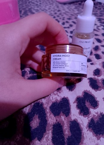 Anysng Nemlendirici ve Canlandırıcı Cilt Bakım Seti - Görsel 5