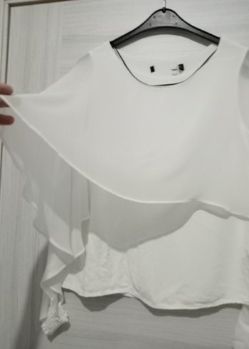 Beyaz Uzun Kollu Fırfırlı Bluz - Görsel 3