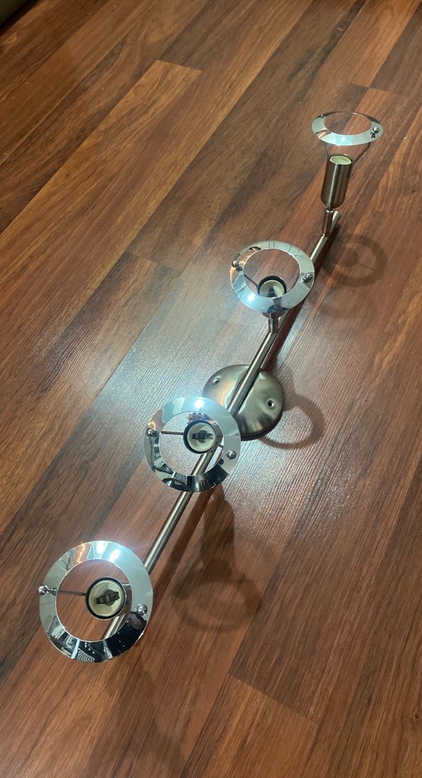 Gümüş Renk 4 kafalı Oynar Başklı Avize - Görsel 2