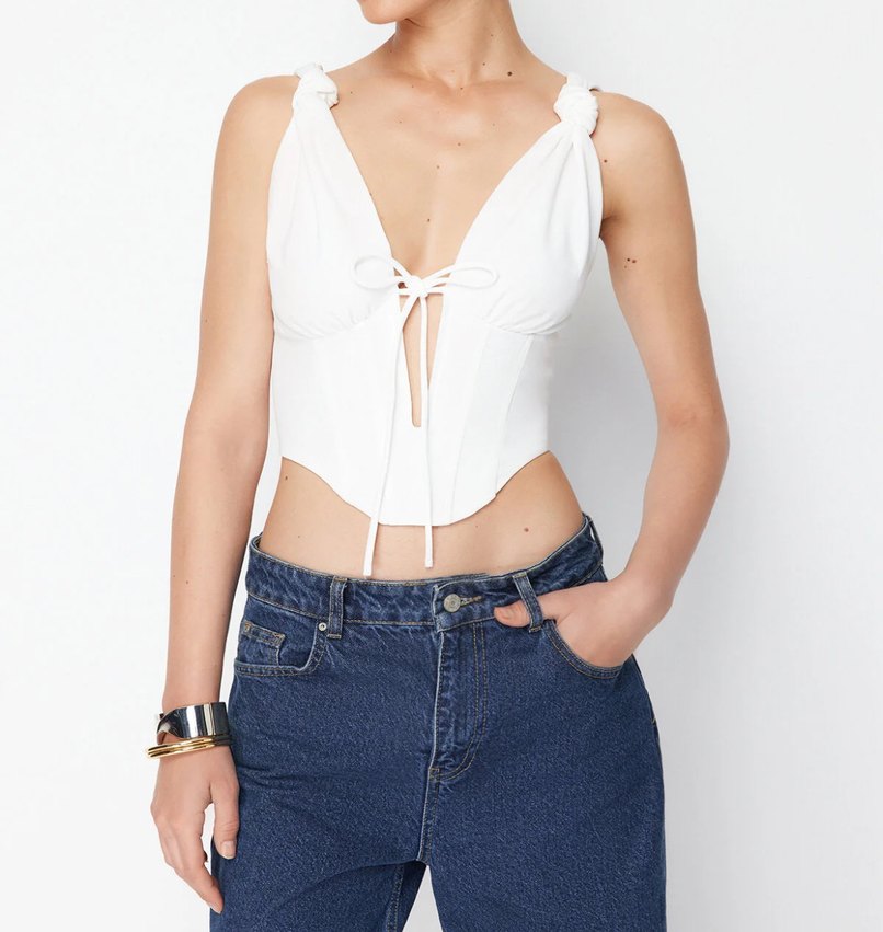 Beyaz V Yakalı Askılı Midi Büstiyer - Görsel 2