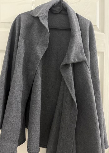 Gri Kemerli Kadın Panço - Görsel 2