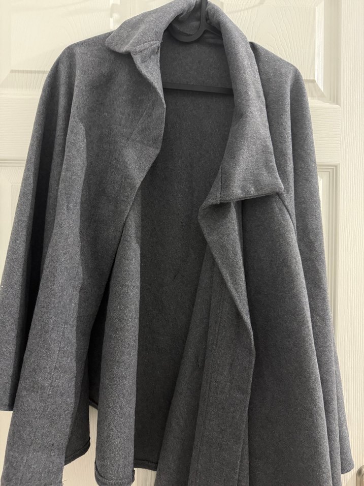 Gri Kemerli Kadın Panço - Görsel 2