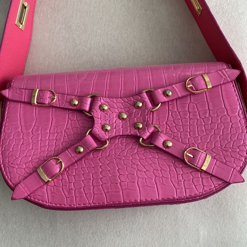 Pembe Deri Kemerli Kadın Çanta - Görsel 2