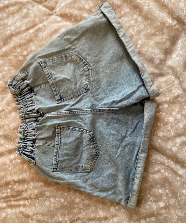 Gri Kadın Bol Kesim Mini Kot Şort - Görsel 2