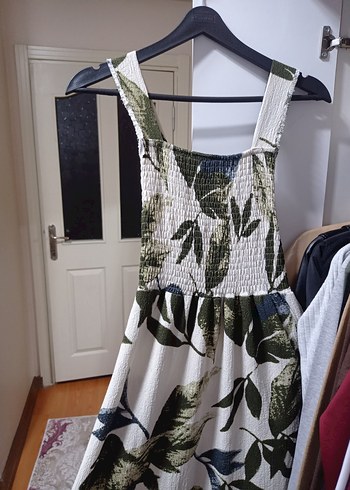 Haki Krem Çiçekli Kare Yaka Uzun Elbise - Görsel 4