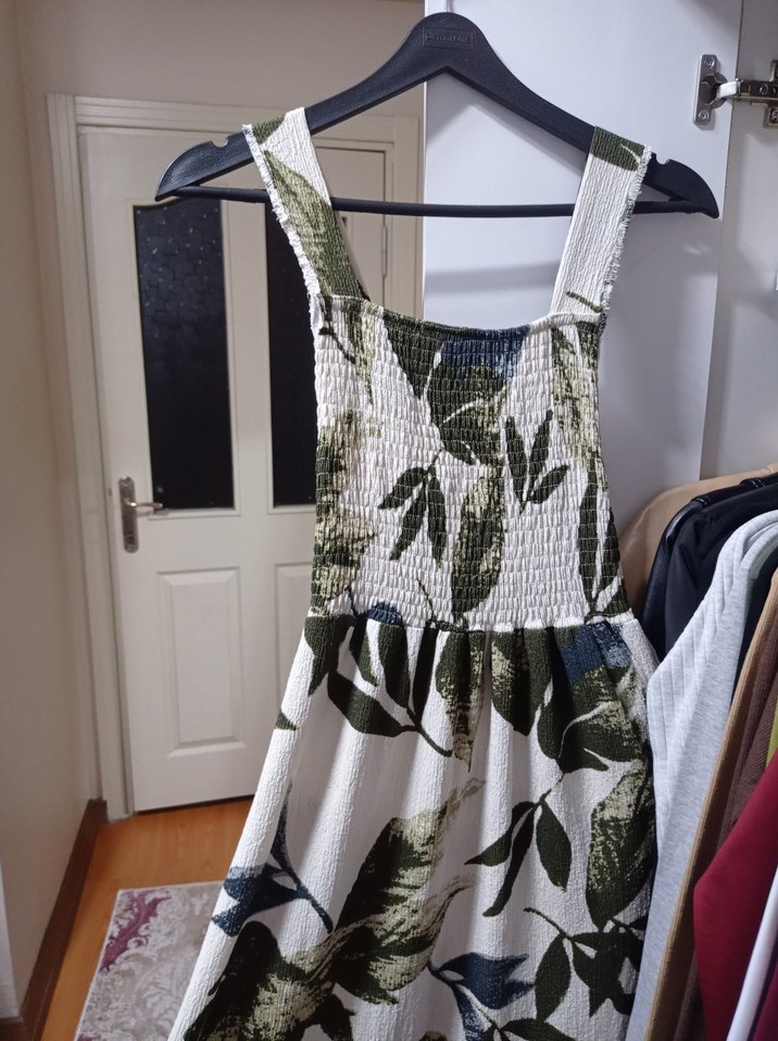 Haki Krem Çiçekli Kare Yaka Uzun Elbise - Görsel 4