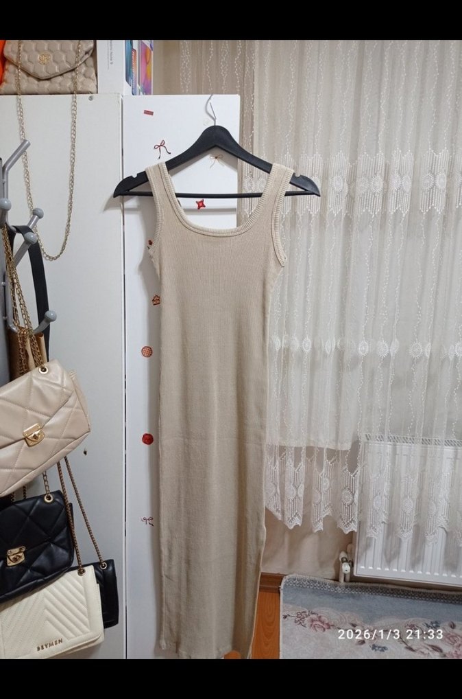 Bej Uzun Kare Yaka Elbise - Görsel 2