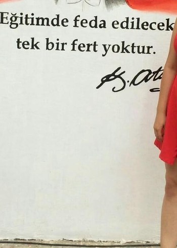 Kırmızı mini elbise - Görsel 2