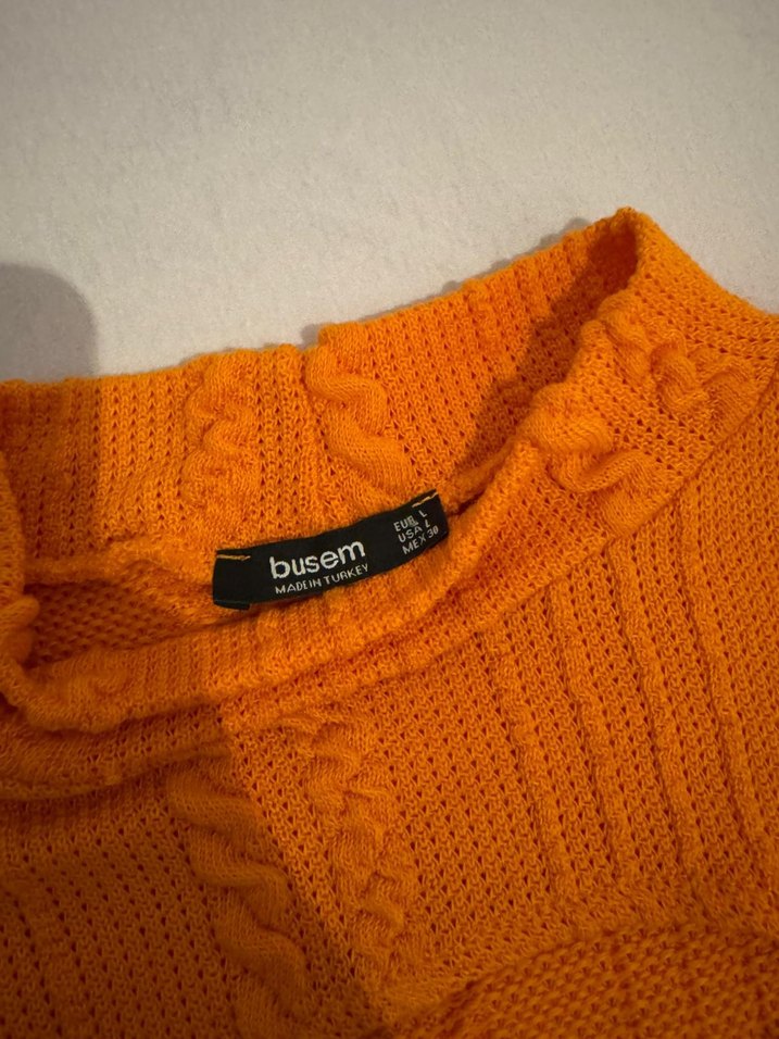 Sarı Yüksek Yakalı Örgü Kadın Kazak - Görsel 3