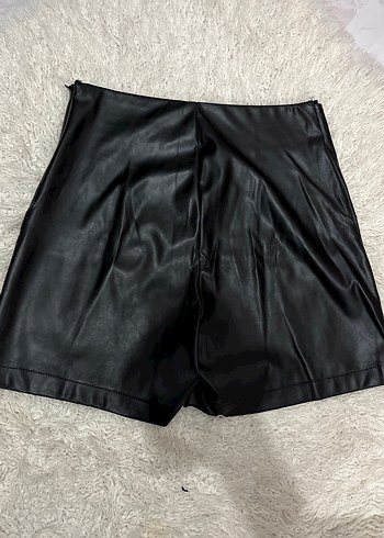 Düğmeli Siyah Deri Mini Şort etek - Görsel 2