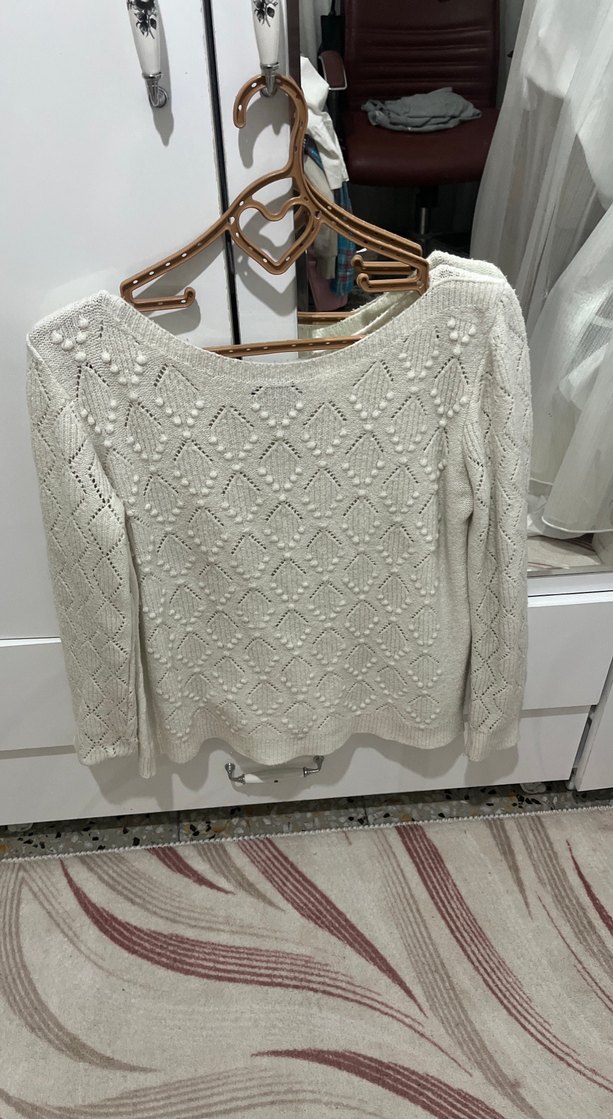 Uzun Kollu Beyaz Örgü Kadın Kazak - Görsel 2