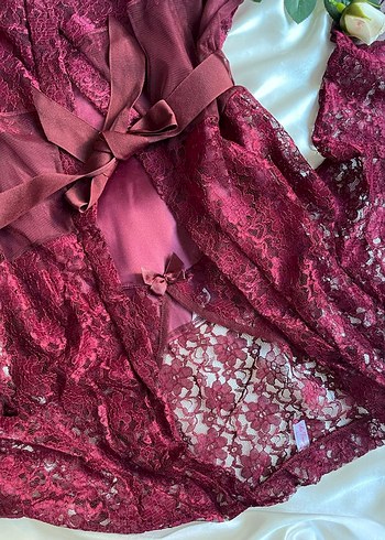 Bordo Nakışlı Uzun İnce Askılı Kadın Gecelik - Görsel 2