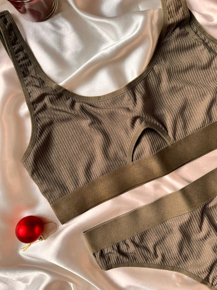 haki yeşili Kadın Spor Bralet Takımı - Görsel 2