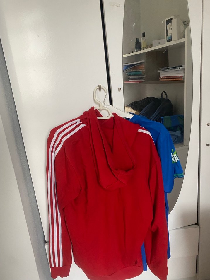 Erkek Kırmızı Adidas Kapüşonlu Sweatshirt - Görsel 2