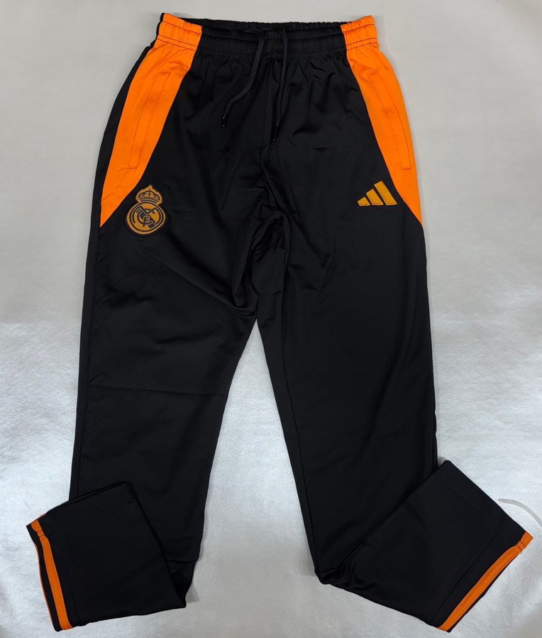 Eşofman Takımı - Görsel 3