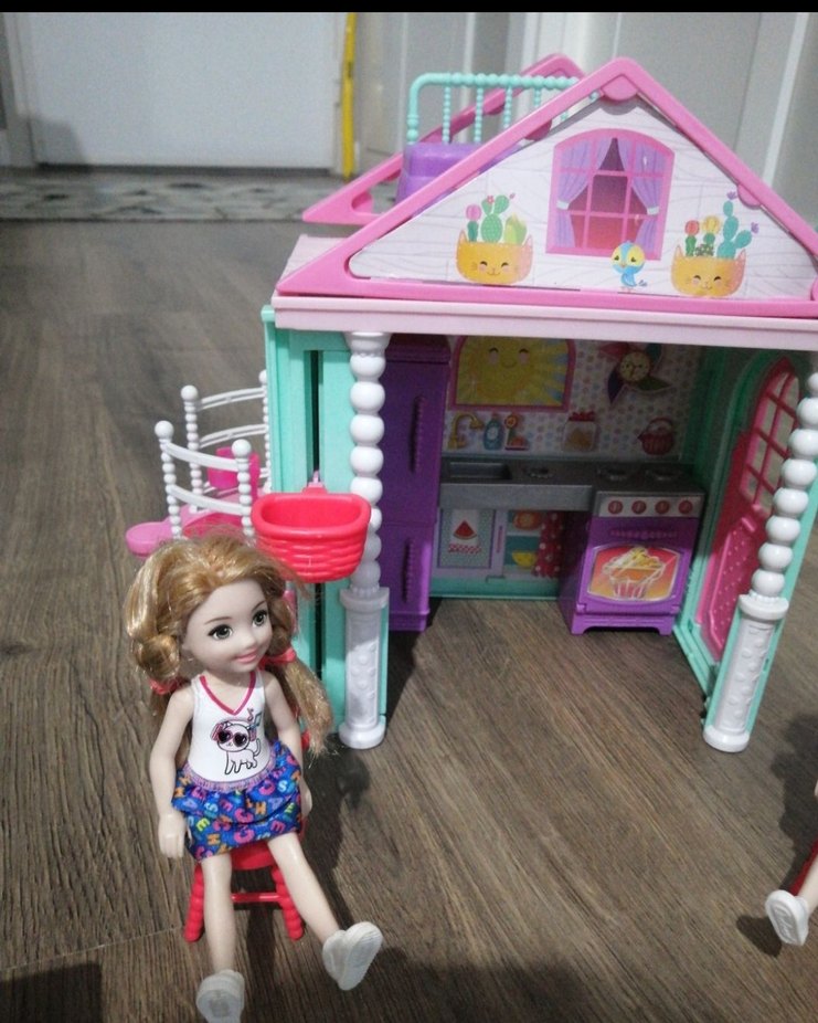 Pastel Pembe Oyuncak Bebek Evi Seti - Görsel 3