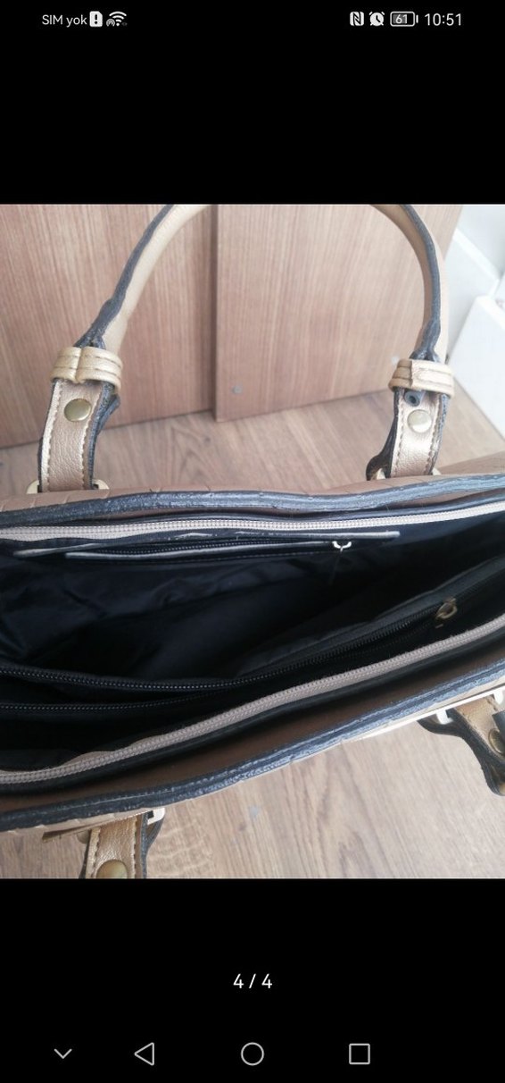 Bej Deri Yılan Desenli Tokalı Kadın Çanta - Görsel 4