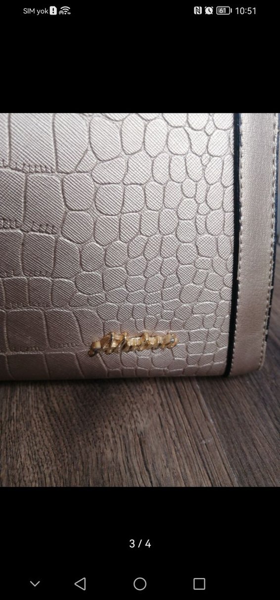 Bej Deri Yılan Desenli Tokalı Kadın Çanta - Görsel 3