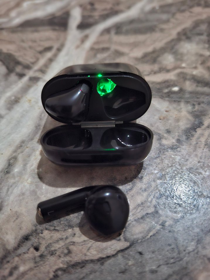 Siyah Kablosuz Kulaklık Seti - Görsel 2